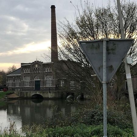 Gezellige Pipo Met Grote Schommel Aan Het Water Villa Medemblik Ngoại thất bức ảnh