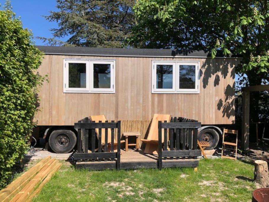 Gezellige Pipo Met Grote Schommel Aan Het Water Villa Medemblik Ngoại thất bức ảnh